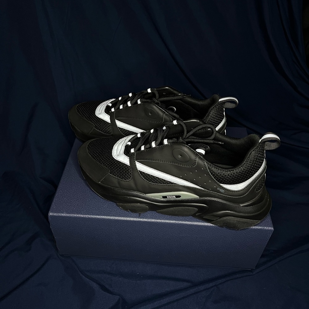 Dior B22 Black Silver Sneakers